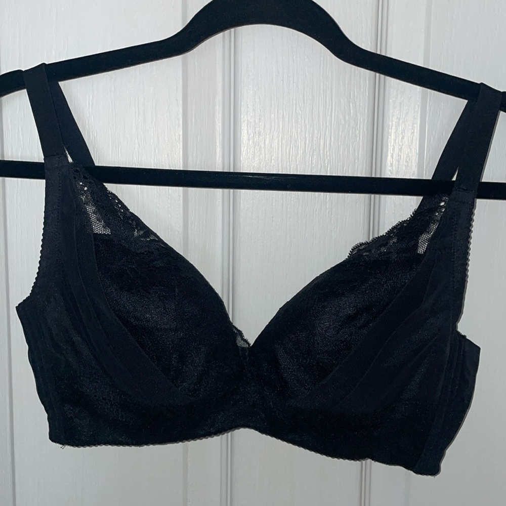 UNDERSTANCE Bra 🖤